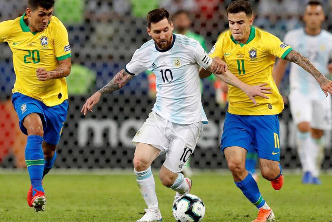 孔帕尼：不关注本菲卡与格雷罗的传闻，任何转会只会内部讨论（孔帕尼：不理会本菲卡与格雷罗传闻，转会事宜仅在内部讨论）