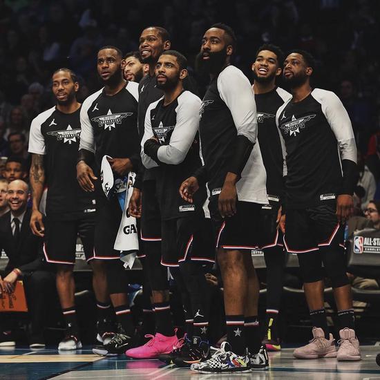 罗马vs那不勒斯：洛伦佐-佩莱格里尼、克里斯坦特首发，麦克托米奈、霍伊伦出战（罗马对阵那不勒斯：佩莱格里尼、克里斯坦特首发，麦克托米奈、霍伊伦登场）