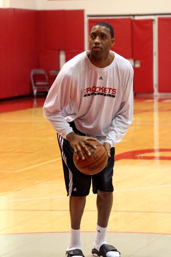 官方：毕尔巴鄂竞技前锋桑纳迪接受了右膝半月板手术（官宣：毕尔巴鄂竞技前锋桑纳迪完成右膝半月板手术）