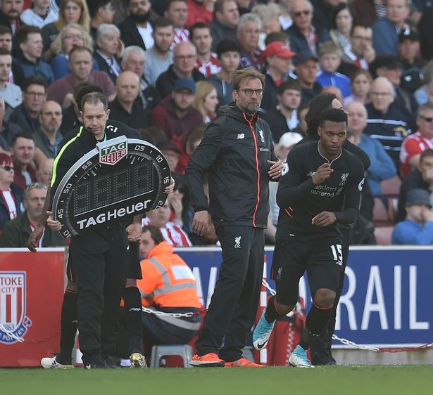 劳模！36岁斯莫林圣诞节或继续出战，目前在沙特联发挥余热（36岁斯莫林或圣诞仍登场，沙特联赛余热不减）