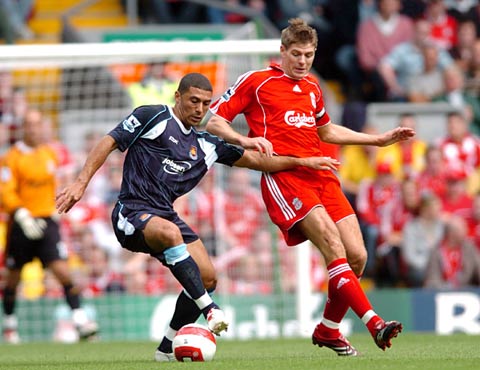 东契奇19分＆詹姆斯10分，湖人半场落后7分（半场战报：东契奇19分，詹姆斯10分，湖人暂落后7分）